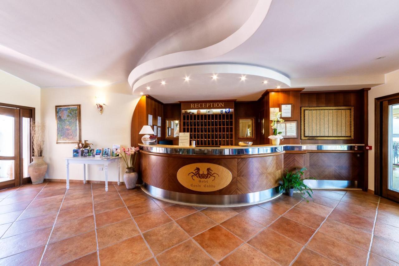 Hotel Costa Caddu San Teodoro  Buitenkant foto